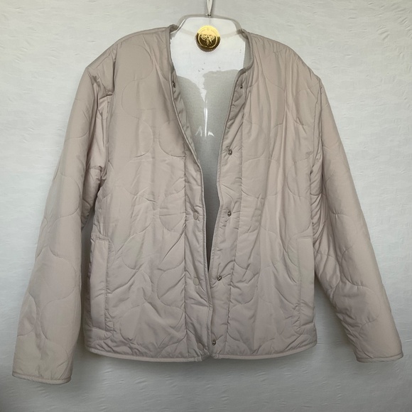 Tentree Women’s Quilted Jacket Reversible Bomber in Pale Oak Vintage White Sz S - Picture 5 of 16